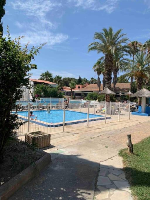 Appartement Cosy Confort Parking Clim Wifi Linge Acces Piscine Non Inclus Canet-en-Roussillon Exterior foto
